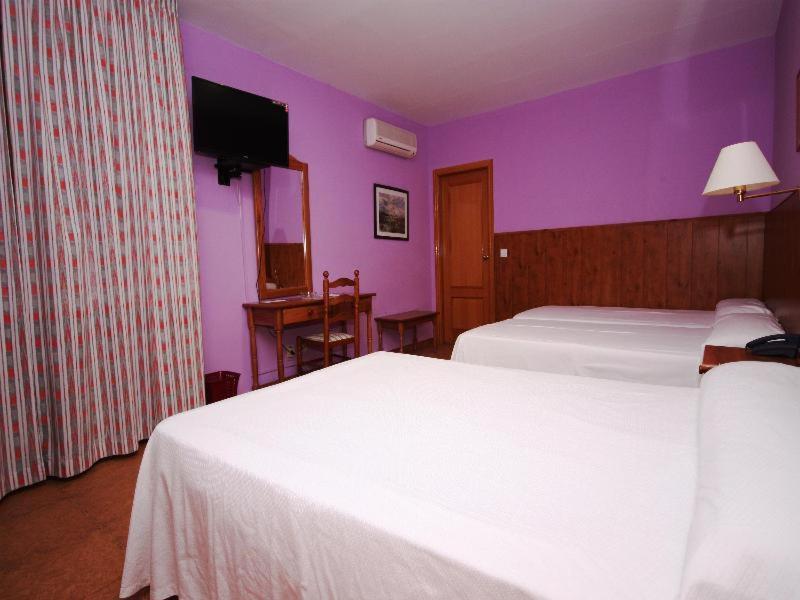 Hotel Rural Montana De Cazorla Арройо-Фріо Номер фото